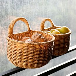 Opslagmanden Handweven keukenmand met handvat geweven hangende handgemaakte rieten voor fruit Sundries Organizer Home Decor 230510