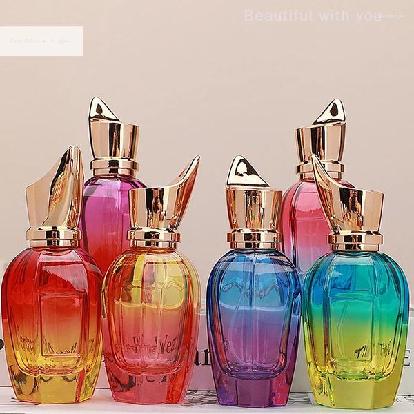 Bouteilles de rangement 1 pc bouteille de parfum 30 ml 50 ml de verre coloré de grande capacité atomizer haut vide vide portable rechargeable