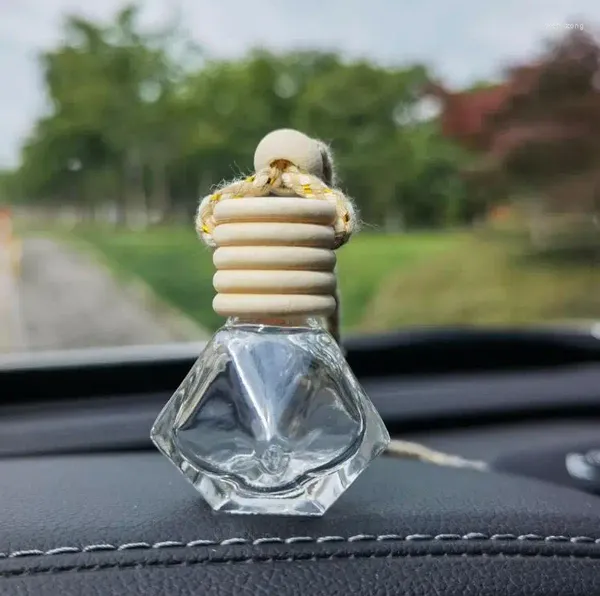 Bouteilles de rangement 100pcs 8 ml vide rechargeable de parfum de voiture suspendue bouteille transparente en verre clair