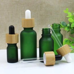 Bouteilles de stockage 10ML bouteille en verre marron/clair/bleu/vert couvercle compte-gouttes en bambou huile essentielle liquide pour les yeux sérum humidité emballage d'échantillon