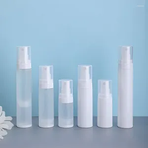 Bouteilles de rangement 10pcs petits plastique vide en plastique sans air vide de pompe à vide sans bouteille pour maquillage cosmétique