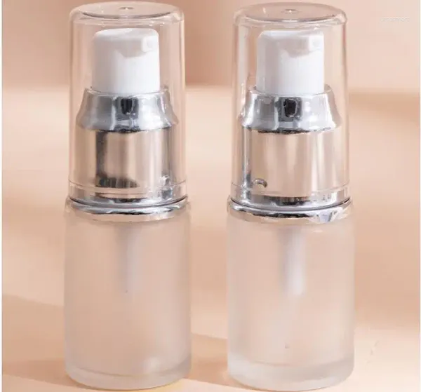 Botellas de almacenamiento 15 ml Bomba de prensa de vidrio esmerilado con loción vacía plateada brillante Spray cosmético SN1258