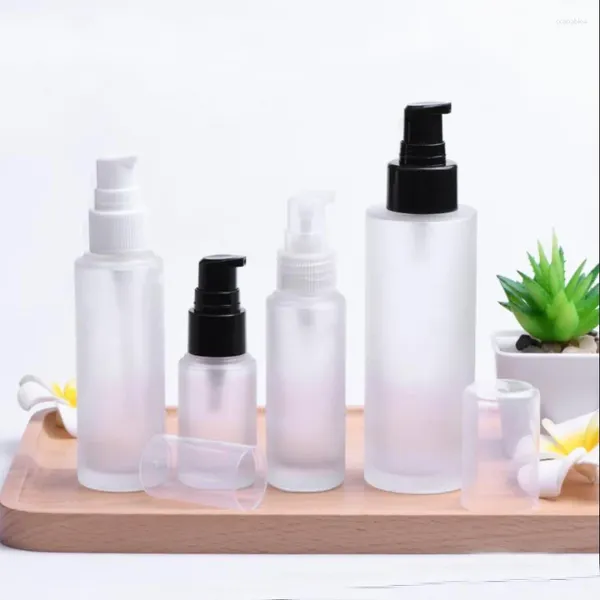 Bouteilles de rangement 15 ml20ml30 ml50 ml bouteille en verre givrée Lotion de pompe noire blanche / émulsion / fondation / gel / essence Toner Toilet Cosmétique