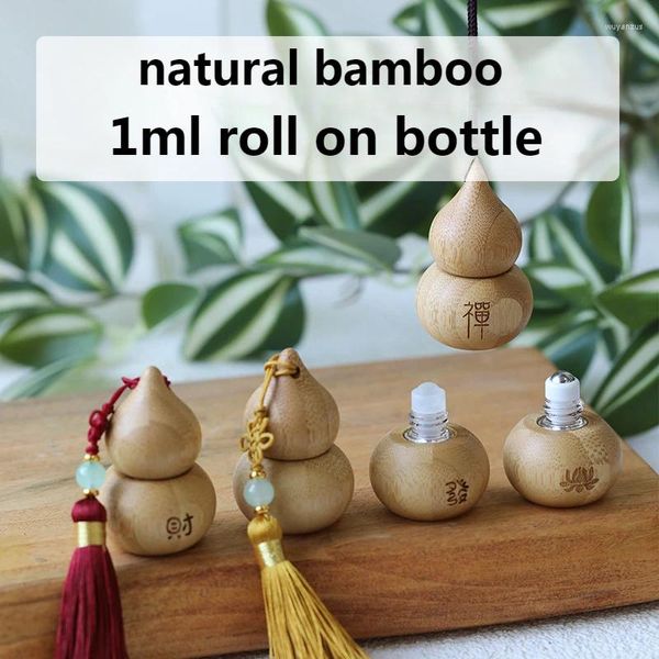 Bouteilles de rangement 1 ml bouteille de rouleau en bambou naturel avec pain de pendentif en forme de gourde portable portable sur un mini-parfum de voiture