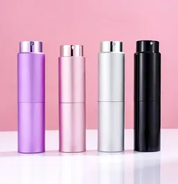 Bouteilles de stockage 1pc 20ml bouteille de parfum rotative voyage aluminium atomiseur rechargeable portable revêtement en verre fine brume pulvérisation