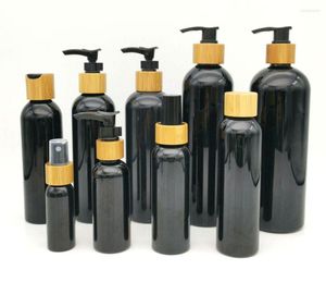 Bouteilles de stockage 250 ml 8 oz 16 oz Bouteille de shampoing en plastique PET transparent givré ambre noir avec bouchons de pompe à lotion en bambou 500 ml Squeeze