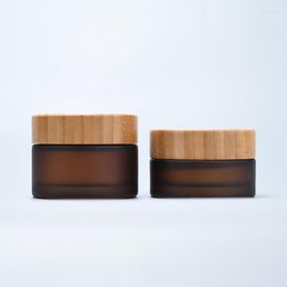 Botellas de almacenamiento 30ml Envases de cosméticos ecológicos esmerilados Embalaje Cosmético Crema corporal 30g Frasco de vidrio ámbar con piel de tapa de madera de bambú