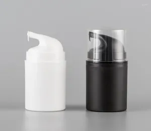 Bouteilles de rangement 50 ml de lotion de bouteille sans air en plastique blanc / noir émulsion sérum fondation gel essence cutanat cutaning cosmétique emballage