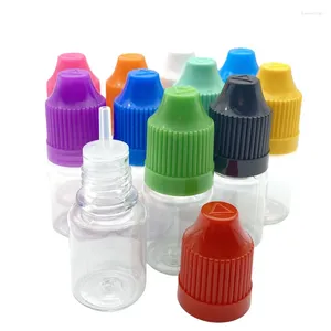 Bouteilles de rangement 50pcs 5 ml de bouteille de compte-gouttes en plastique pour animaux de compagnie avec couverture de protection de enfant