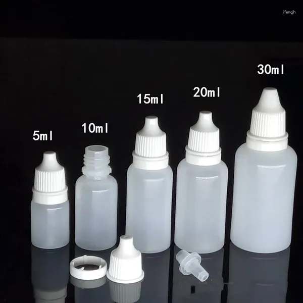 Botellas de almacenamiento 50 piezas/lote 5 ml de caída de ojo vacío transparente de plástico plástico compatibilidad con botella líquida para combate