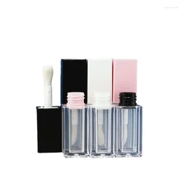 Bouteilles de stockage 5ml 50pcs forme carrée brillant à lèvres tube transparent conteneur d'emballage cosmétique rose blanc couvercle noir avec bouchon d'emballage en plastique