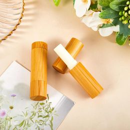 Bouteilles de rangement Conteaux à lèvres en bambou Tard à lèvres à lèvres en bois vides Tube d'emballage en bois d'emballage en bois