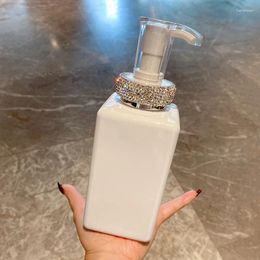 Botellas de almacenamiento Jabón corporal Champú Loción de manos con diamantes de imitación Organizador de porciones de viaje vacío Emulsión de maquillaje 500 ML