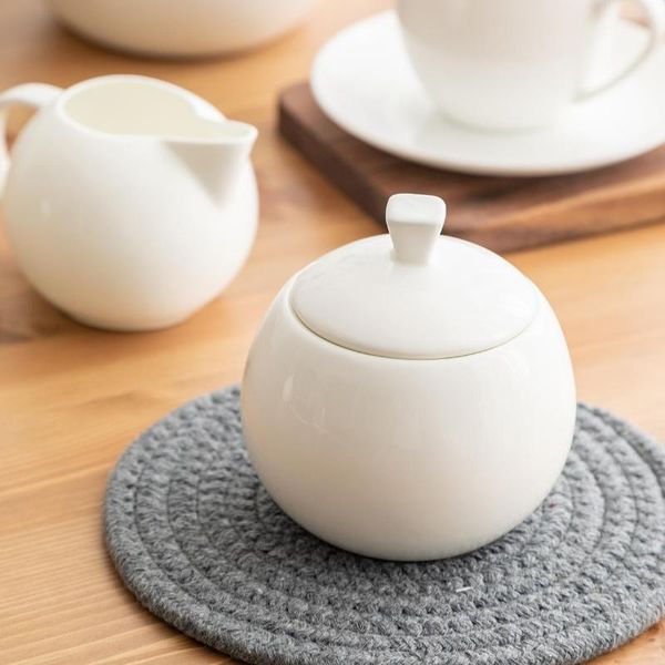 Bouteilles de stockage Bone China Blanc Sucrier Avec Couvercle Rétro Boîte En Céramique Récipient Alimentaire Gadgets De Cuisine Conteneurs Pour La Maison