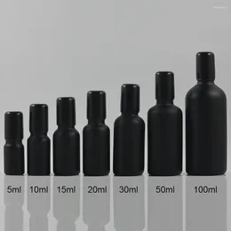 Bouteilles de rangement Fournisseurs de Chine 30 ml rouleau sur bouteille en verre Récipient cosmétique 1 oz à huile essentielle rechargeable