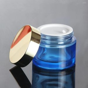 Bouteilles de stockage Chine Fournisseurs 50pcs Pot en verre bleu avec couvercle à vis 50g Vide Crème pour le visage Emballage cosmétique Or