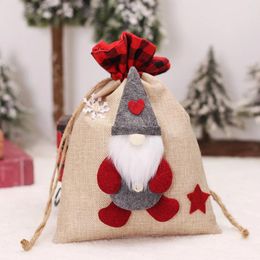 Bouteilles de rangement, sacs de bonbons de noël, cadeau en toile de jute, poupée sans visage, sac de poche Design 3D pour conteneur résistant aux ours