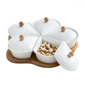 Bouteilles de rangement assiette de fruits séchés créatifs divisés et couverts de noix de ménage couverte Platter en céramique Conteneurs d'aliments