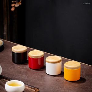 Botellas de almacenamiento frasco de té de porcelana creativa tapa de bambú Caja de cerámica joya de especias mini artesanías reglas del hogar regalo
