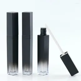 Botellas de almacenamiento Personalizadas 5ML Cuadrado Negro Degradado Lipgloss Tube Contenedor Venta al por mayor Tubos de brillo de labios de plástico Blam Lipstick Packaging 100pcs