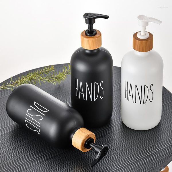 Botellas de almacenamiento Etiquetas personalizadas Vacío 500ml 16oz Bomba de jabón Dispensador de botellas de vidrio negro Líquido con soporte de bambú