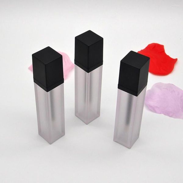 Botellas de almacenamiento Tubo de brillo de labios cuadrado vacío Botella esmerilada de 7 ml con tapa negra Contenedor de embalaje de película de acrílico portátil DIY