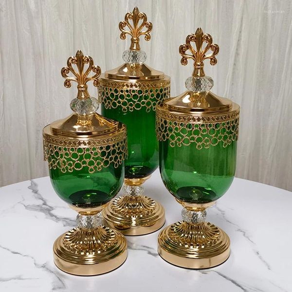 Bouteilles de stockage pot en verre de style européen Vase creux en métal délicat avec couvercle bonbons noix boîte à bijoux bouteille décorative cadeau