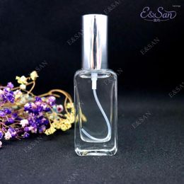 Bouteilles de stockage FX139-30ML Square Glass Spray Transparent Cosmetic Empty Bottle 100PCS / LOT