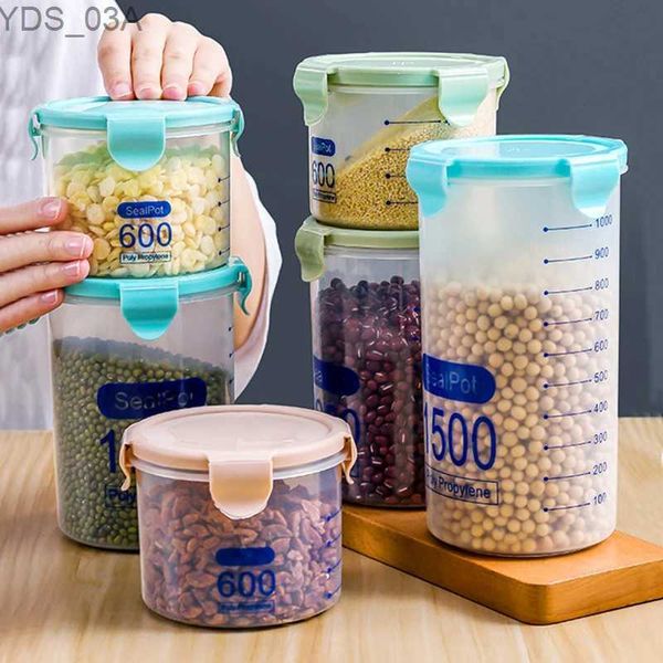 Botellas de almacenamiento Frascos Botes de almacenamiento de alimentos para cocina con báscula Organizador multigrano Tarro sellado Lata de plástico a prueba de humedad Juego de tanque de almacenamiento hermético 240327