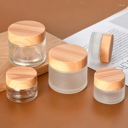 Botellas de almacenamiento mini jarro de vidrio cosméticos rellenado de madera de madera de grano de madera crema para la cara recipiente de lápiz labial recipiente recargable