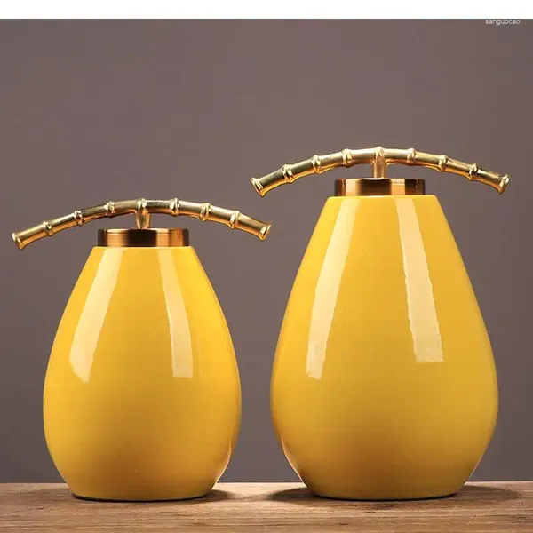 Bouteilles de rangement American American Dining Roomtop Crafts Decoration Living Living Yellow Ceramic Pot Copper Bird Home