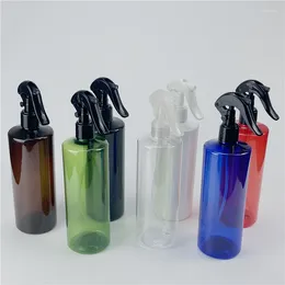 Bouteilles de rangement multicolores 500 ml x 12 épaule plate en plastique avec pompe à pulvérisation de déclencheur pour les plantes hydratantes à salon arrosage animal de compagnie