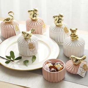 Opslagflessen Noordse bruiloft Holiday Dressing Tafel Sieraden Doos Chocolade Candy Jar Golden Animal Ceramic Home Decoratie