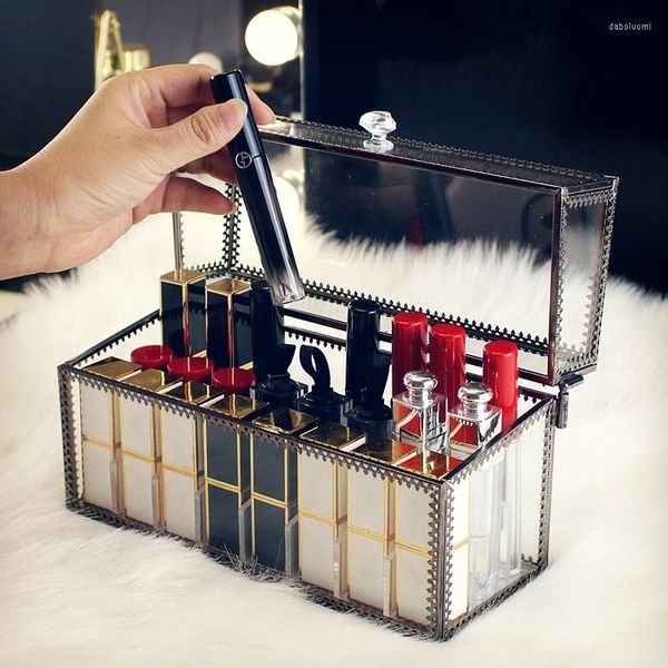 Botellas de almacenamiento Caja de maquillaje retro Pintalabios Organizador cosmético Estante de metal Decoración de escritorio para el hogar con tapa