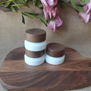 Opslagflessen Kleine containers met deksels15g 50 g wit porselein glazen pot donkere hout bamboe deksel luxe cosmetische verpakking