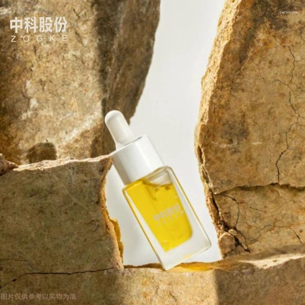 Bouteilles de rangement tiktok 10 ml 15 ml carrée d'huile essentielle à huile essentielle bouteille de bouteille de la peau Produits de soins de la peau