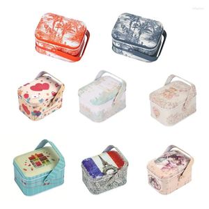 Bouteilles de rangement Small Suitcase Tin Metal Candy Box Cadeau Biscuits