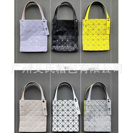 Winkelopruiming Groothandel 95% korting op de Designer Wallet Dubbele Diamond Japan Splitte schouderhandtas Portemonnees Grootte beperkte geometrische Gemini Grid Lifetime Factory