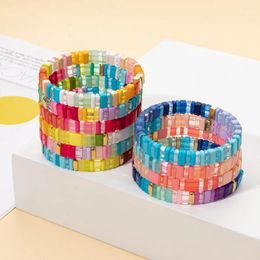 Strand 2024 Tendance 2x8mm Perles acryliques transparentes Bracelets pour femme Fait à la main Boho Charmes colorés Bracelet extensible Bijoux d'amitié