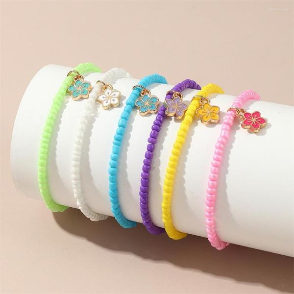 Strand Bohemian colored Bouded Bracelet Enfants's Daily Hand Bijoux Girls Migne Small Flower Pendant Ensemble de gros Ensemble de gros ajusté