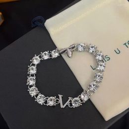 Strand Designer Chaîne Diamant Bracelet Style Simple Parfait Amour Cadeau De Noël Boutique Bijoux Accessoires De Mode Charme De Fête De Mariage