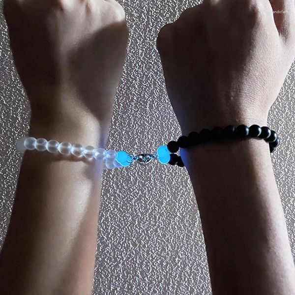 Bracelet à breloques en perles fait à la main, couronne lumineuse, cœur qui brille dans la nuit, pour Couple amoureux, hommes et femmes, cadeau Fluorescent