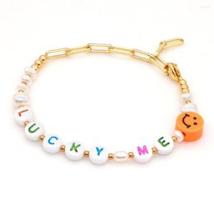 Pulsera de cuentas de oro indecolorable con perlas de hilo, pulseras con letras para mujer, regalo de verano hecho a mano, joyería 2022, sonrisa de agua dulce