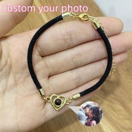 Brins 16 + 5 cm Bracelet en forme de cœur personnalisé en matériel non oxydant des photos personnalisées de style simple pour les amis et la famille.