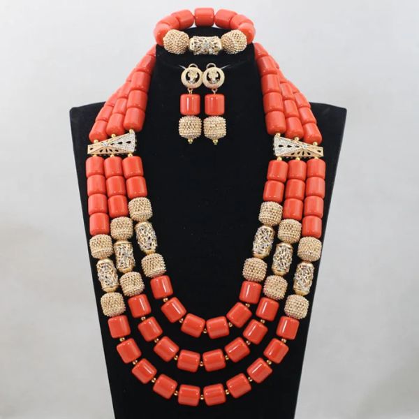 Brins 3 couches Collier de corail artificiel africain Collier Bracelet Bracelet Bijoux Indian Femmes Costume bijoux Set CNR834