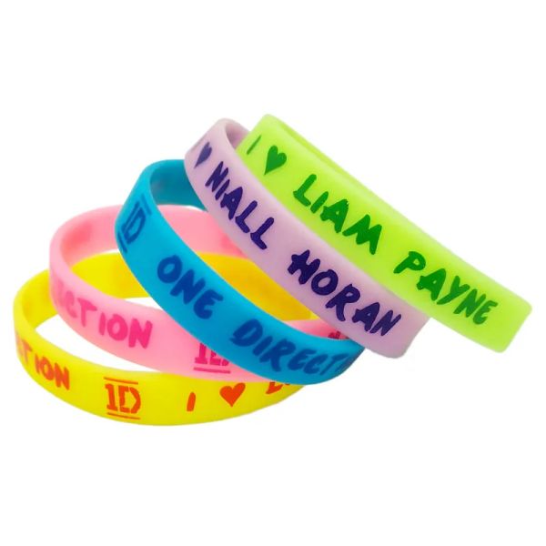 Brins 5pcs brillent en bracelet en silicone de musique sombre I Love Liam Payne Niall Zayn Music Bands Fans Bracelet en caoutchouc Sh277