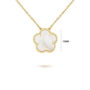 Brins 7 couleurs classiques simples à cinq feuilles fleur collier pendant du collier de trèfle en pierre naturelle adaptée aux fêtes pour femmes bijoux quotidien