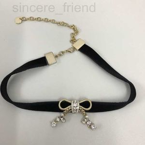 STARDS -ontwerper 22e jaar Miao Family's nieuwe fluwelen touw boog Bow French Celebrity Rhinestone Strength Chain ketting G34F