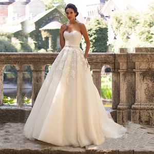 Strapless Light Champagne Lace Applique Crystals Trouwjurk met kleur A-lijn Bridal Dress Casamento Vestido Noiva Curto204E