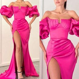 Strapless prom rosy jurken gezwollen roze mode mouwen avondjurken plooien spleet formele rode loper lange speciale ocn party jurk